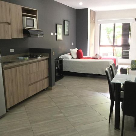 Apartahotel Avanti Medellín Buitenkant foto