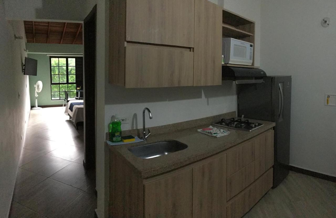 Apartahotel Avanti Medellín Buitenkant foto