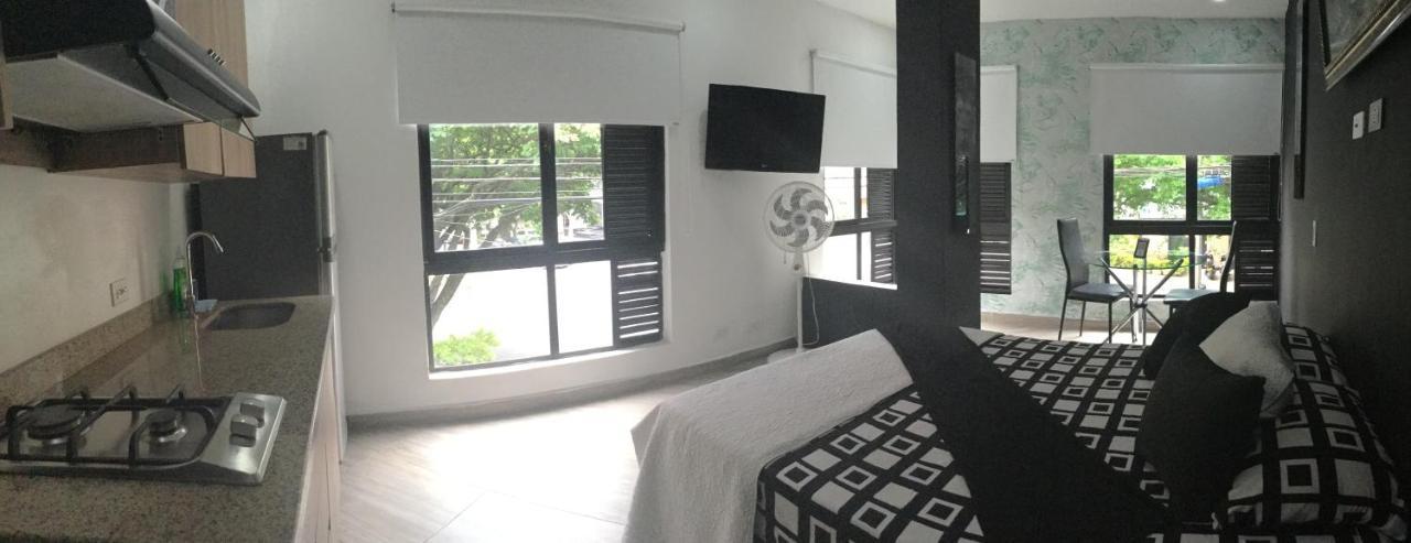 Apartahotel Avanti Medellín Buitenkant foto