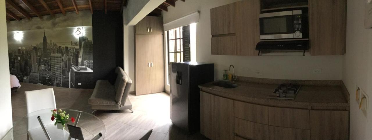 Apartahotel Avanti Medellín Buitenkant foto