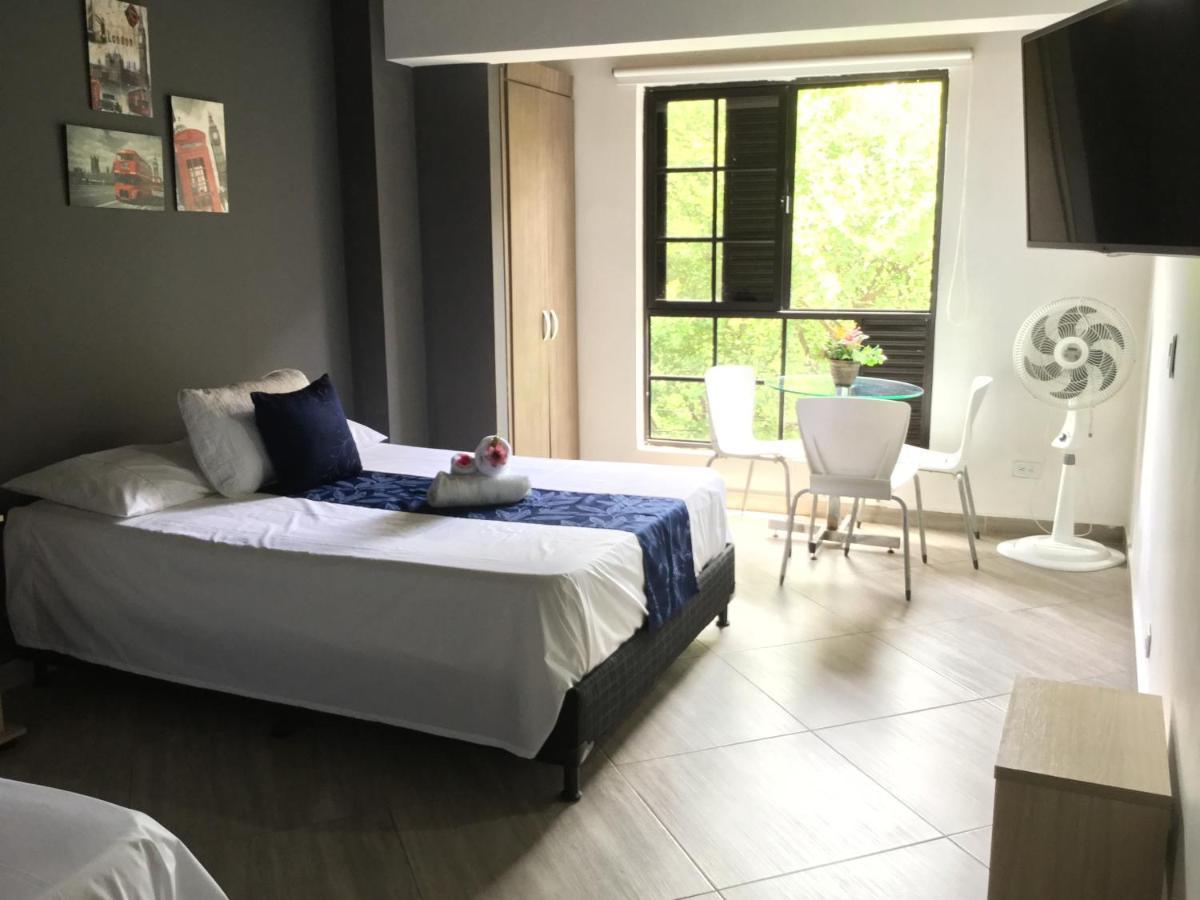 Apartahotel Avanti Medellín Buitenkant foto