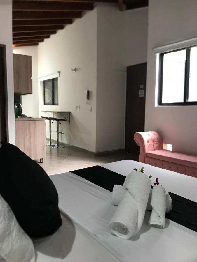 Apartahotel Avanti Medellín Buitenkant foto